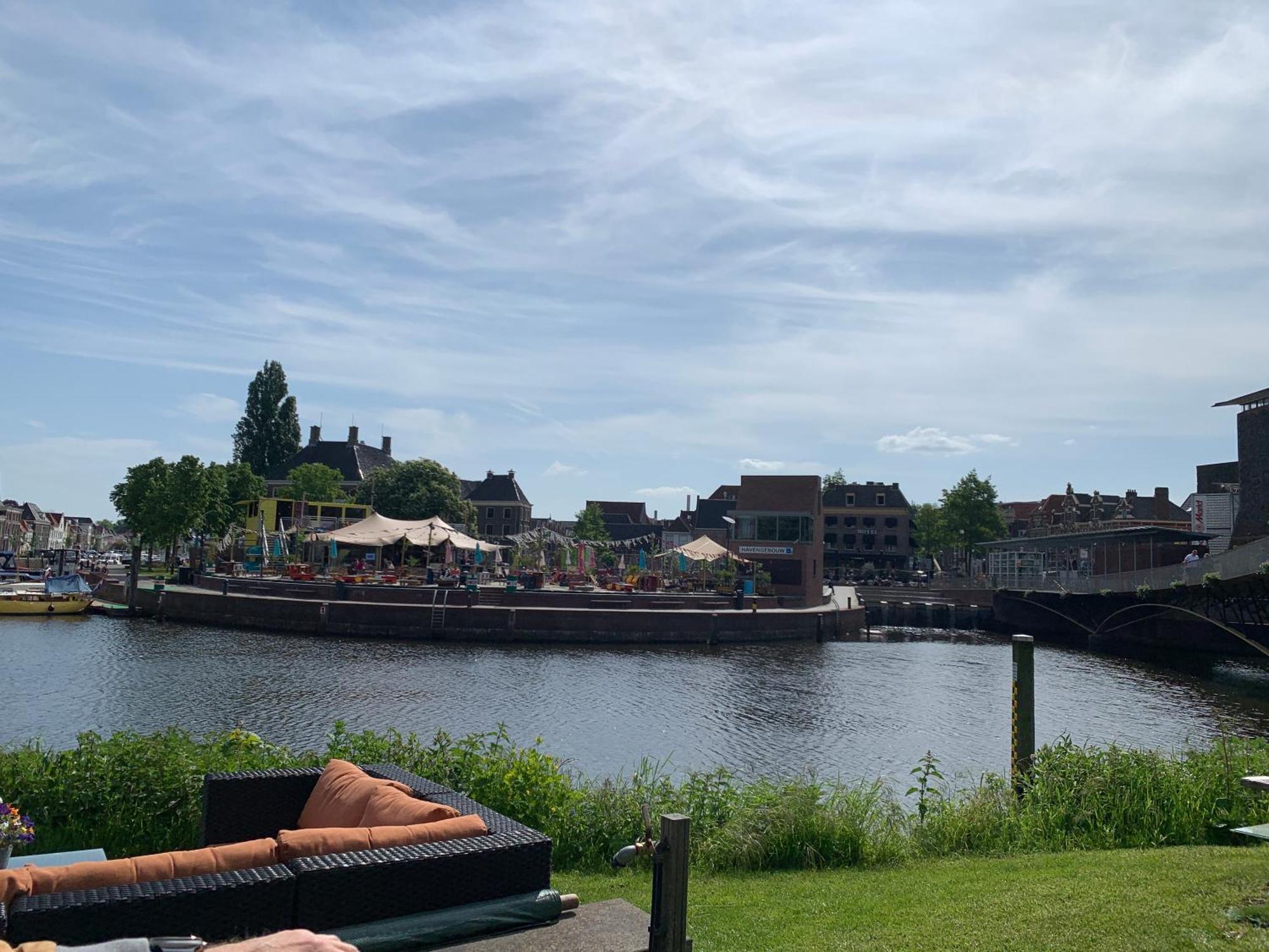 Campingplatz Gezellige Ruime Cottage, Prive, 2 Slaapkamers, Hond Welkom! *